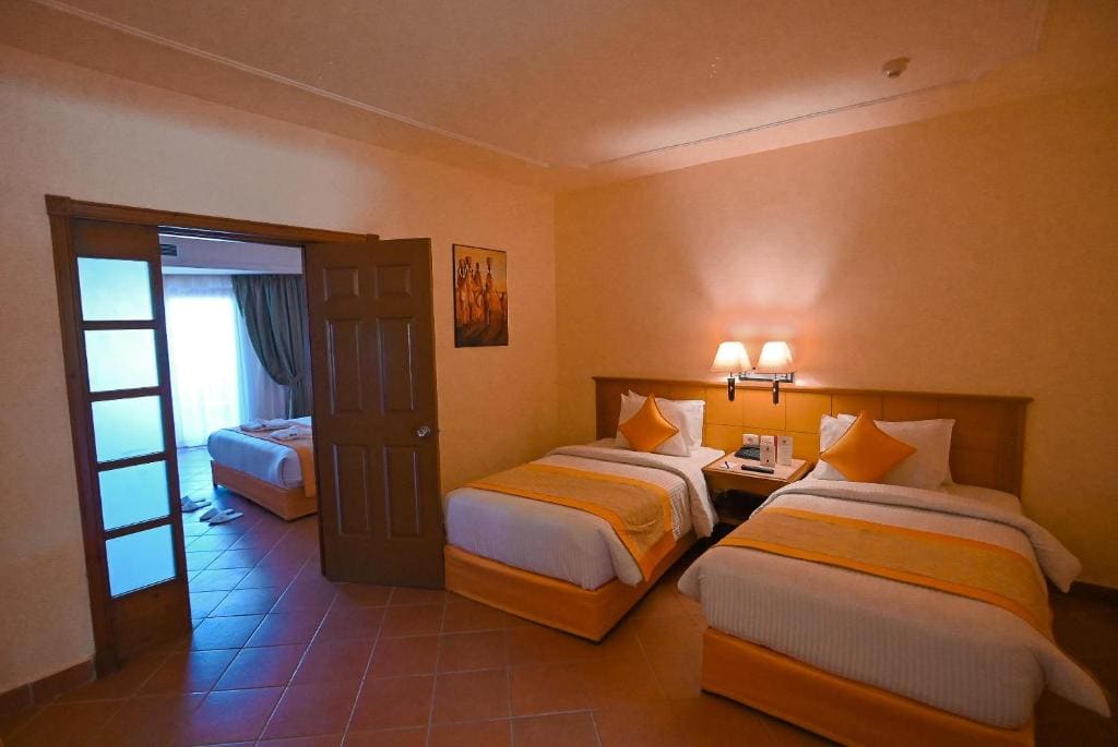 Superior Double or Twin Room room - Image 1
