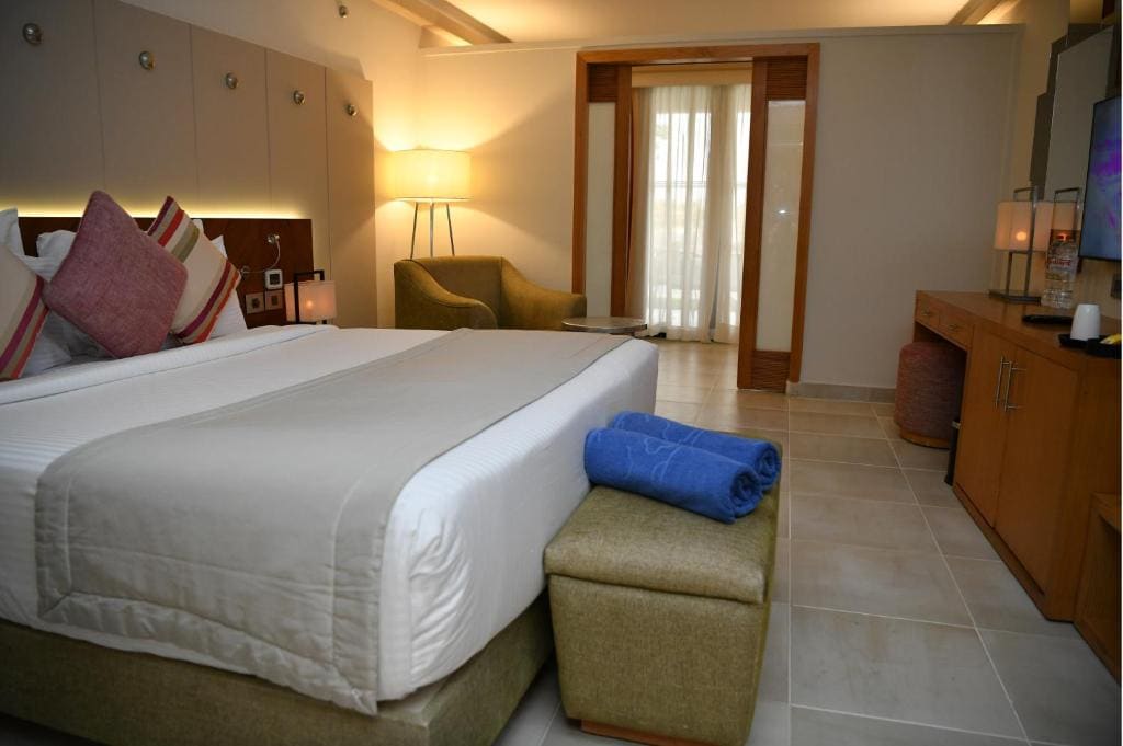 Family Room room - Image 1