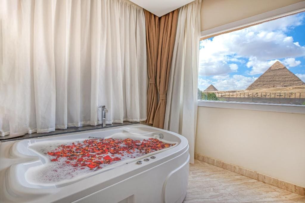 King Suite with Panoramic Pyramids View & Terrace room - Image 1