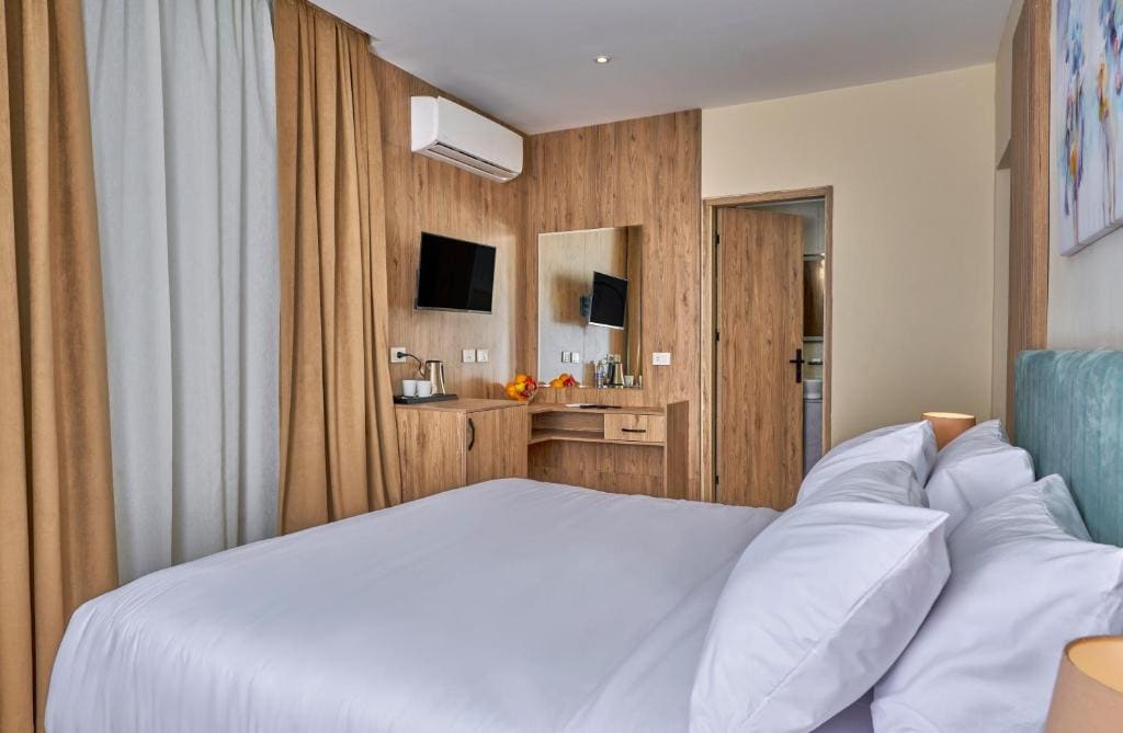 Standard Double Room With Panoramic Pyramids View room - Image 1