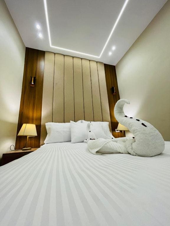 Deluxe Double Room room - Image 3