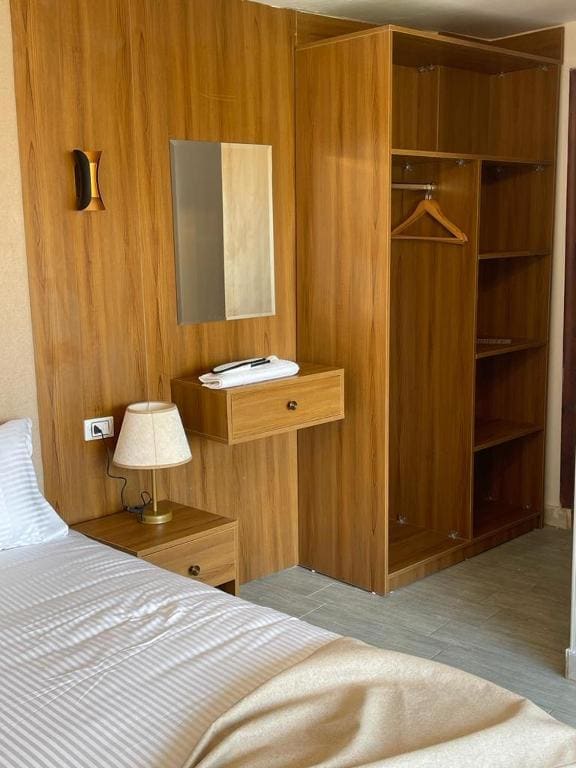 King Suite with Balcony room - Image 3