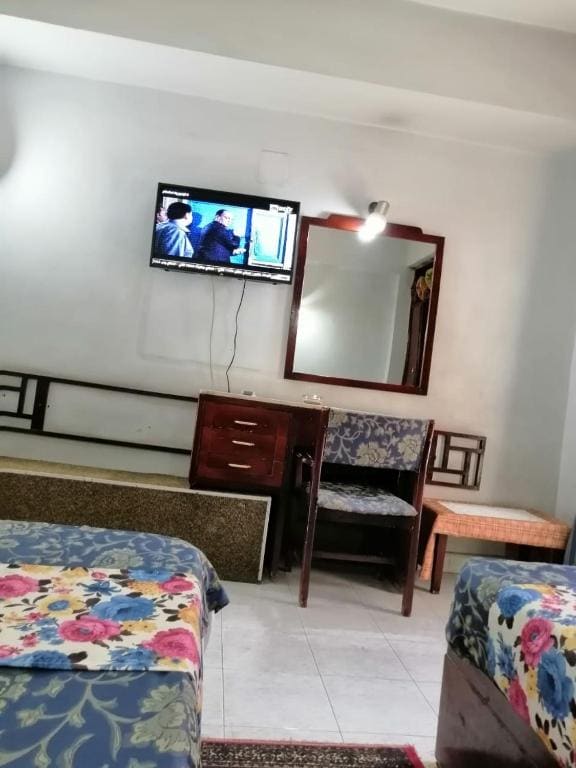 Budget Twin Room room - Image 2