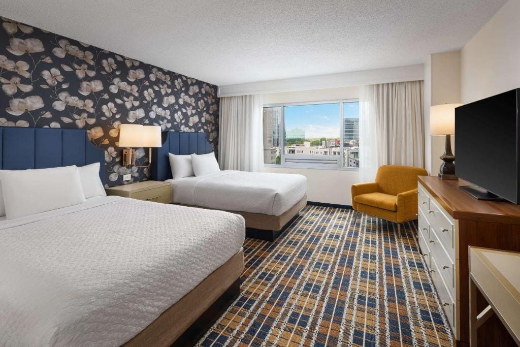 Two Queen Bed Suite - Mobility Accessible Tub room - Image 1