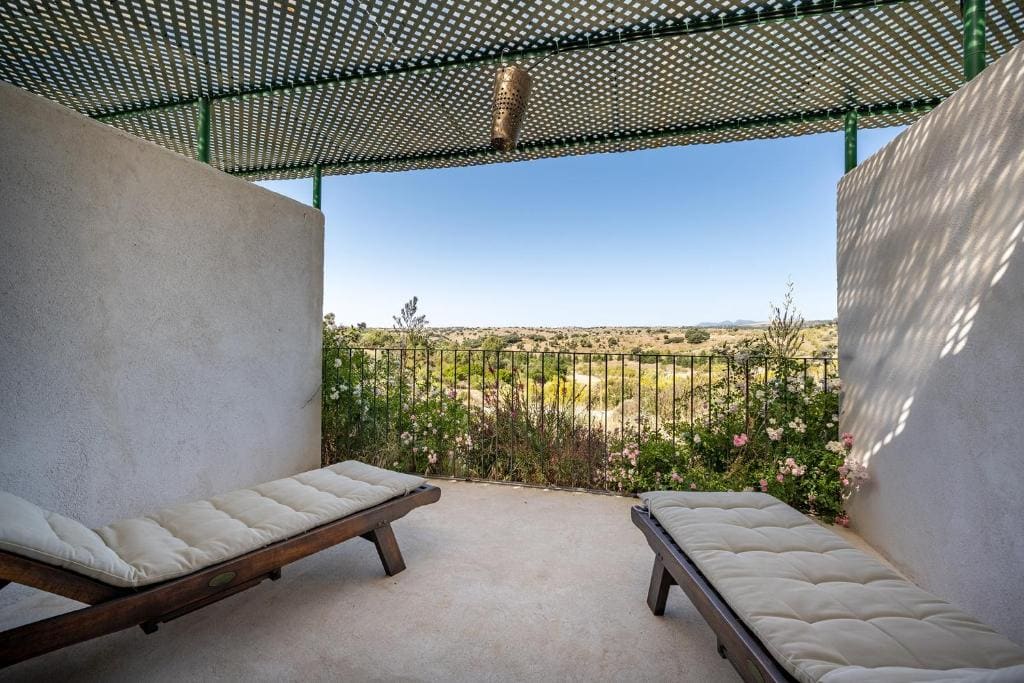 Suite with Garden View room - Image 1