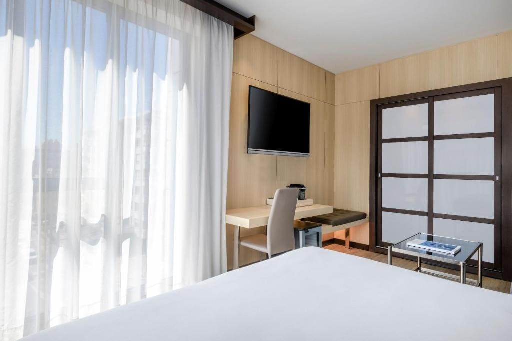 Superior King Room room - Image 1