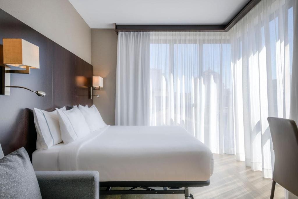 Superior King Room room - Image 2