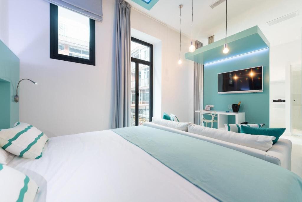 Suite with Balcony room - Image 1