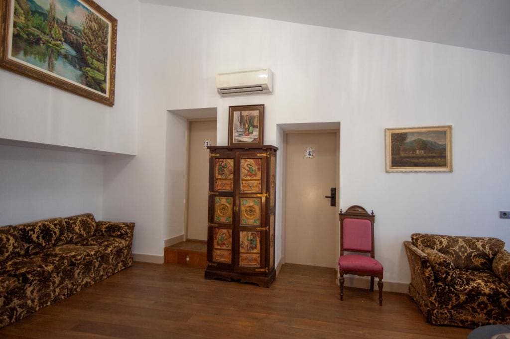 Standard Double or Twin Room room - Image 1