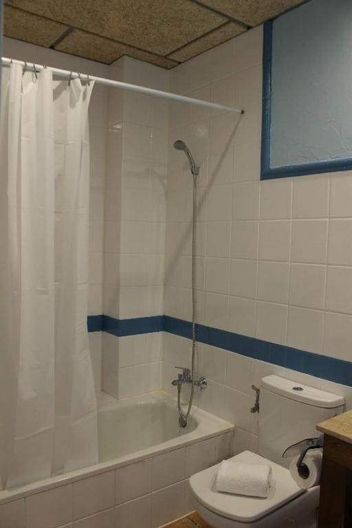 Triple Room with Mountain View room - Image 1