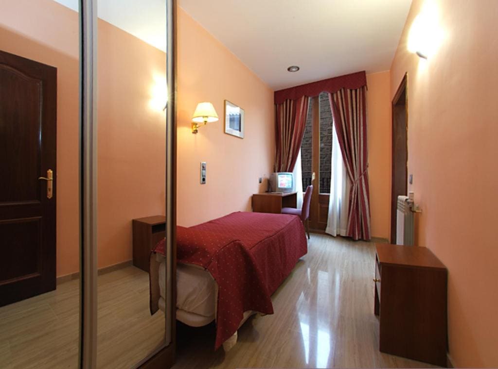 Single Room room - Image 2