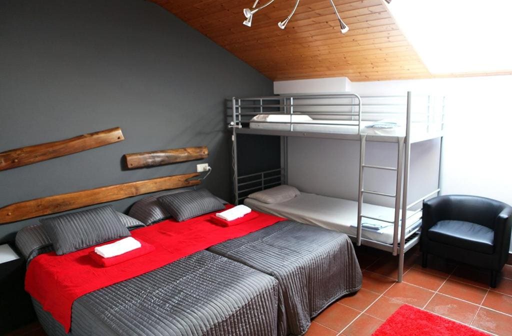 Quadruple Room with Bathroom room - Image 3