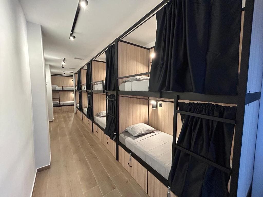 Bed in 10-Bed Mixed Dormitory Room room - Image 1