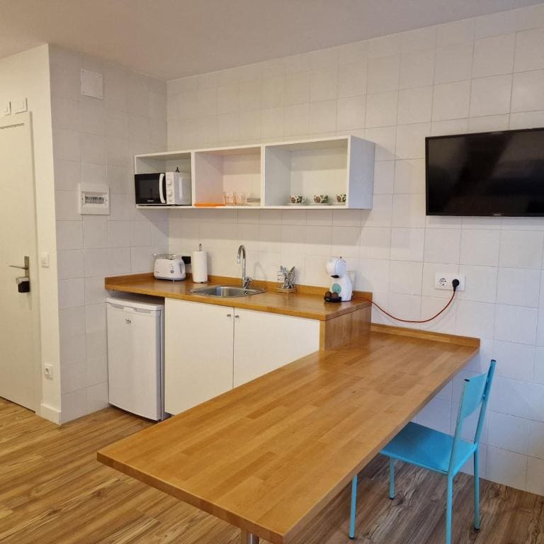 Deluxe Triple Room room - Image 1