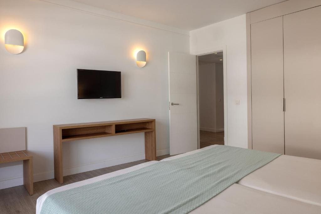 Suite room - Image 2