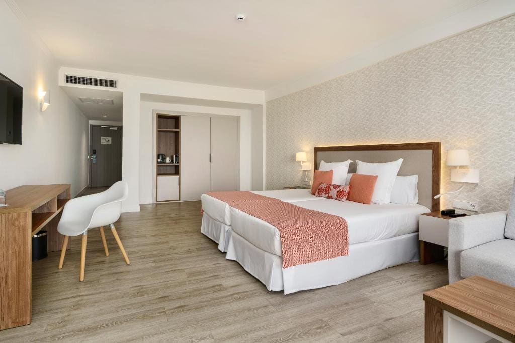 My Favorite Club Junior Suite Ocean View room - Image 1