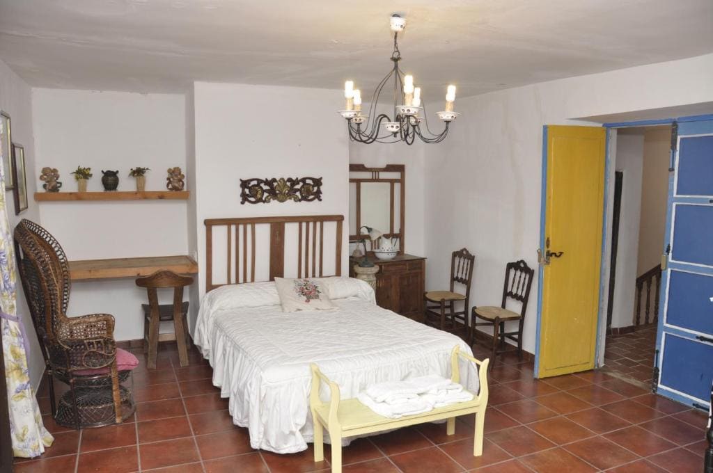 Apartment room - Image 1