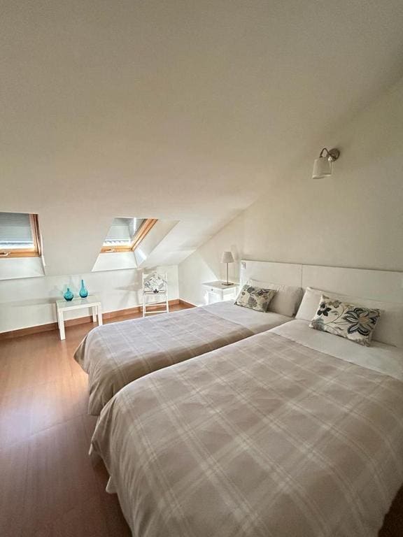 One-Bedroom Apartment room - Image 2