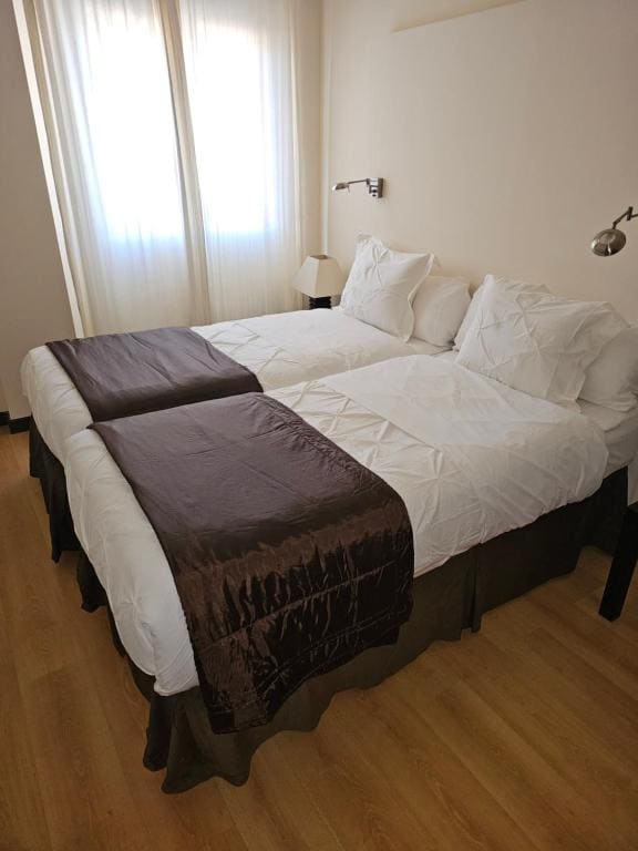Twin Room with Private Bathroom room - Image 1