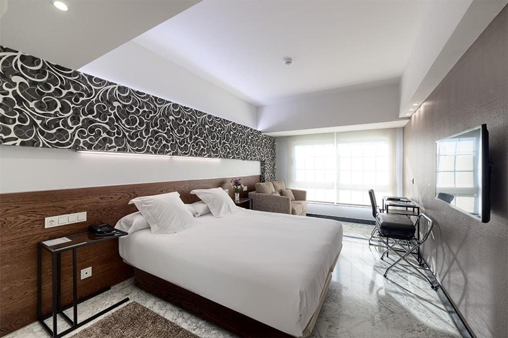 Superior Double Room with City View room - Image 1