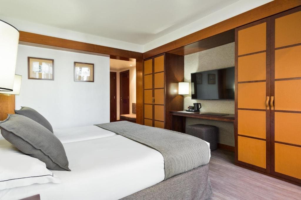Double or Twin Room room - Image 3