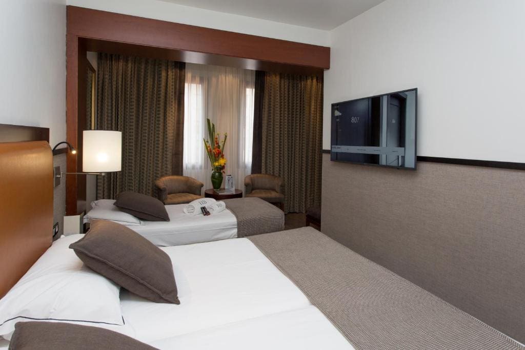 Double or Twin Room with Extra Bed room - Image 3
