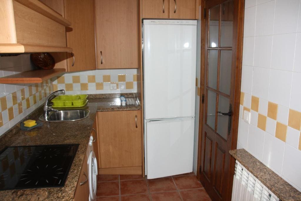 Studio Apartment room - Image 1