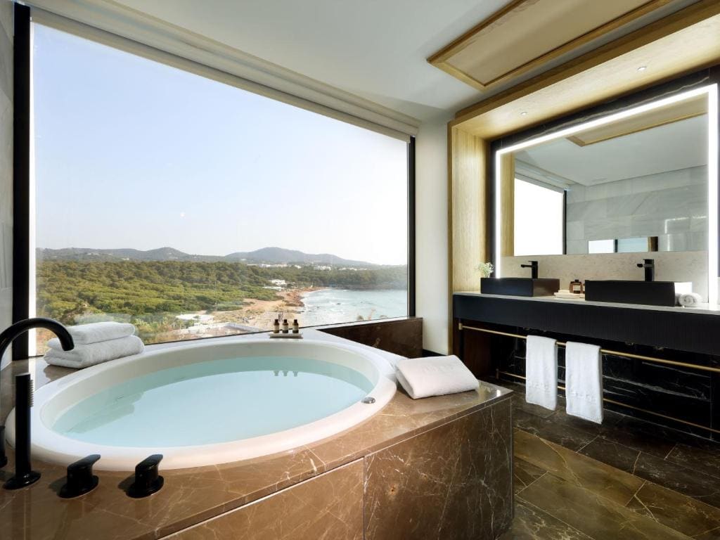Studio Suite with Sea View room - Image 2