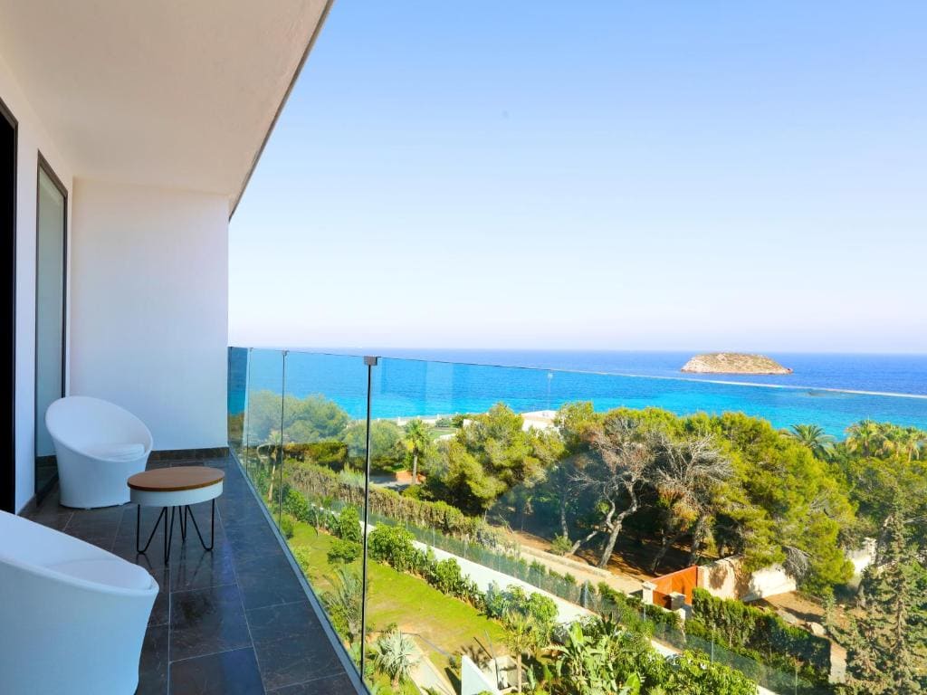 Suite with Sea View room - Image 2