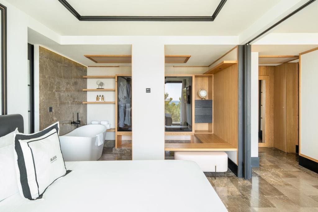 Suite room - Image 1
