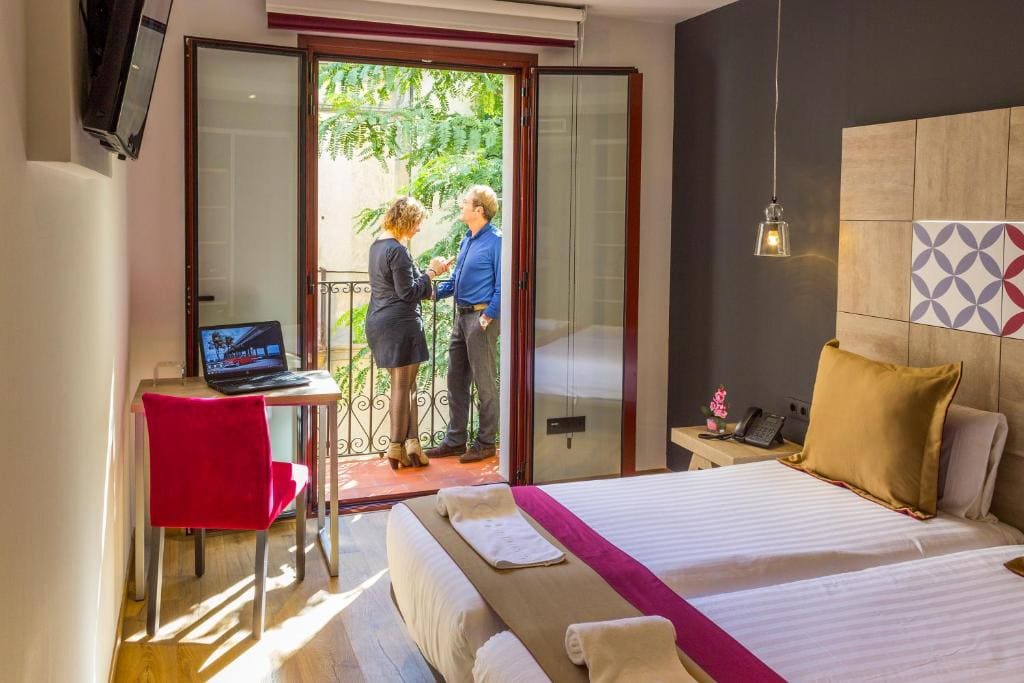 Superior Double or Twin Room with Balcony room - Image 2