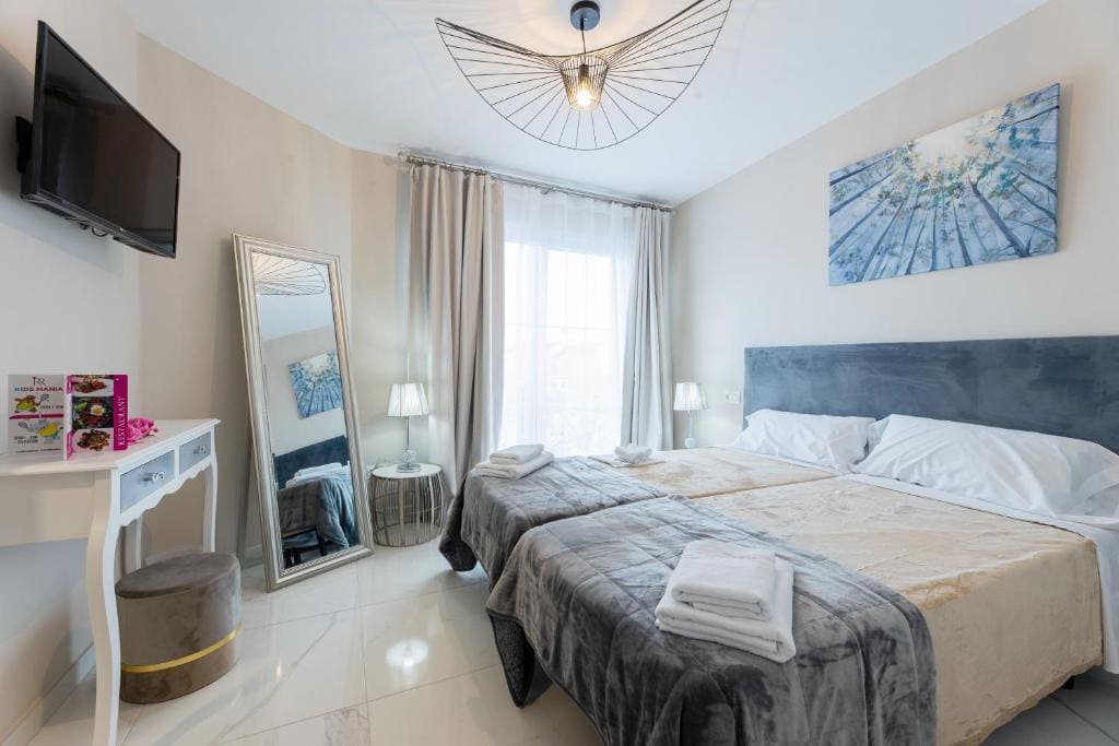 Standard Twin Room room - Image 3