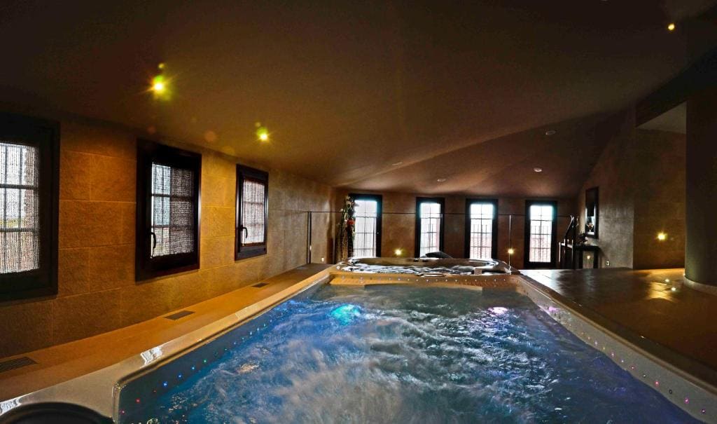 Double Room with Spa Access room - Image 1