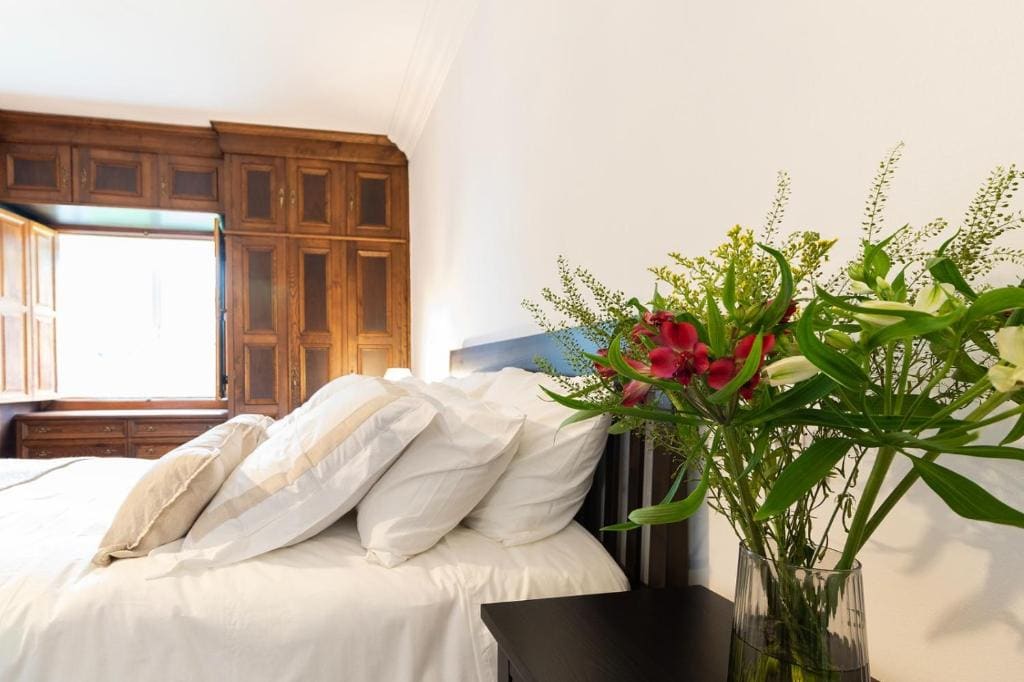 Deluxe Room room - Image 2