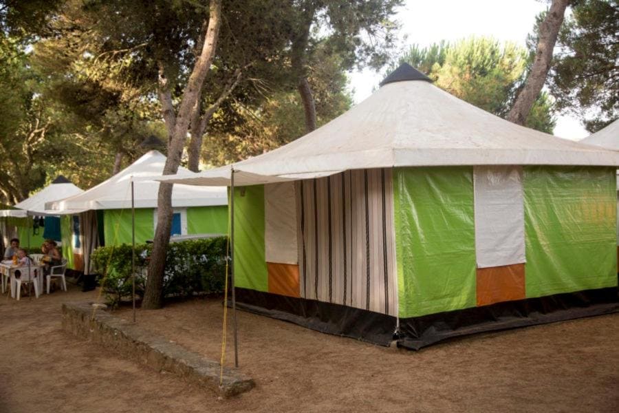 Tent room - Image 1