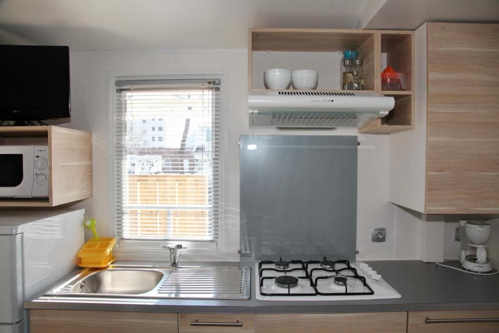 Two-Bedroom Mobile Home room - Image 1