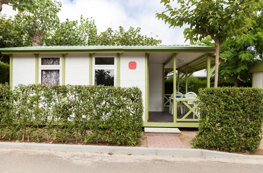 Two-Bedroom Bungalow without Air Conditioner room - Image 1