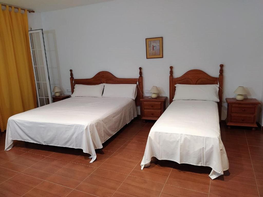 Apartment with Terrace room - Image 1
