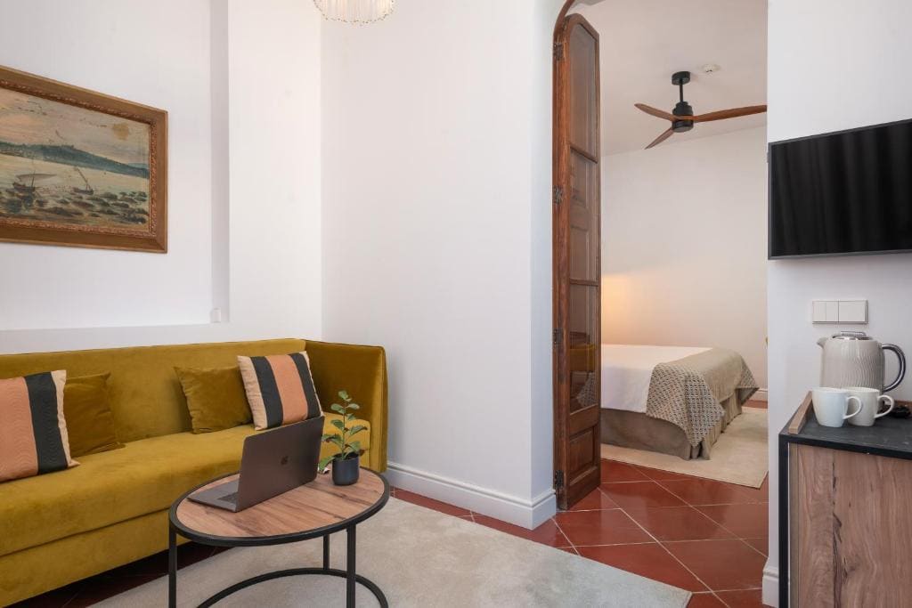 Executive Suite room - Image 3