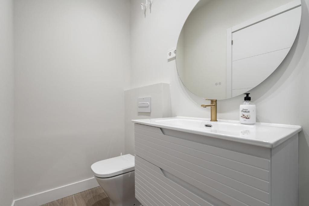 Two-Bedroom Suite room - Image 2