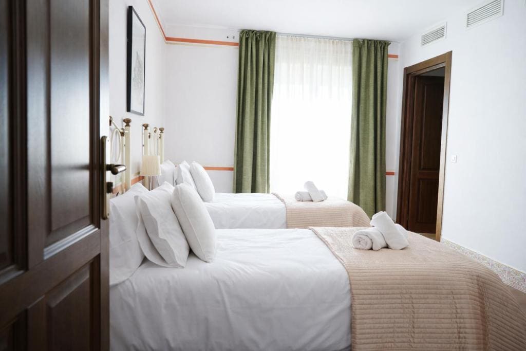 Twin Room room - Image 2