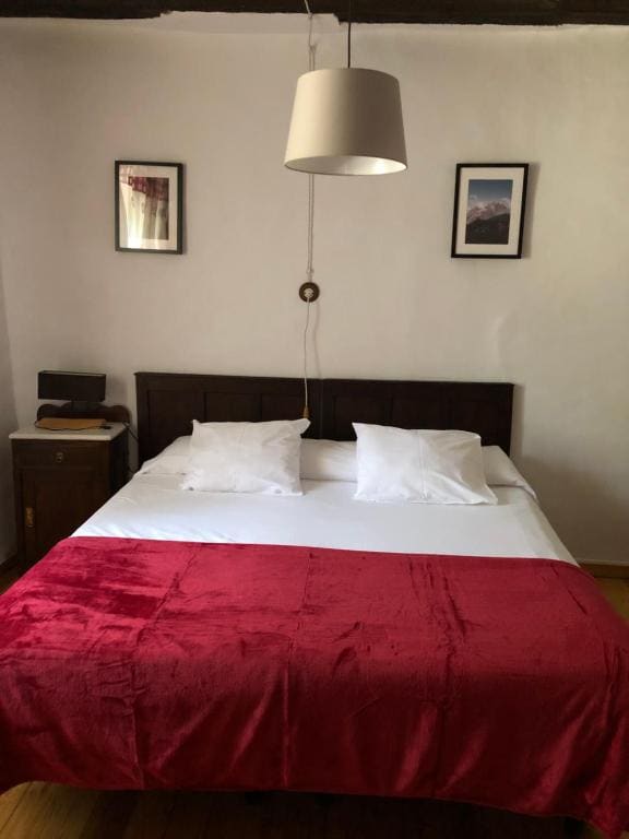 Double Room with Private Bathroom room - Image 2