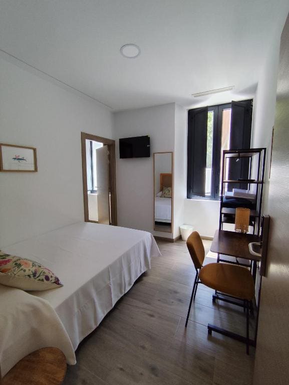 Double or Twin Room room - Image 1