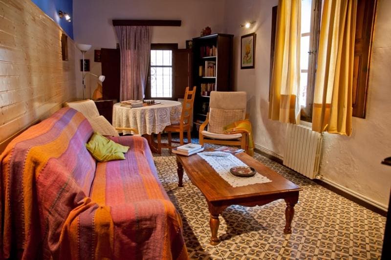 Five-Bedroom House room - Image 1