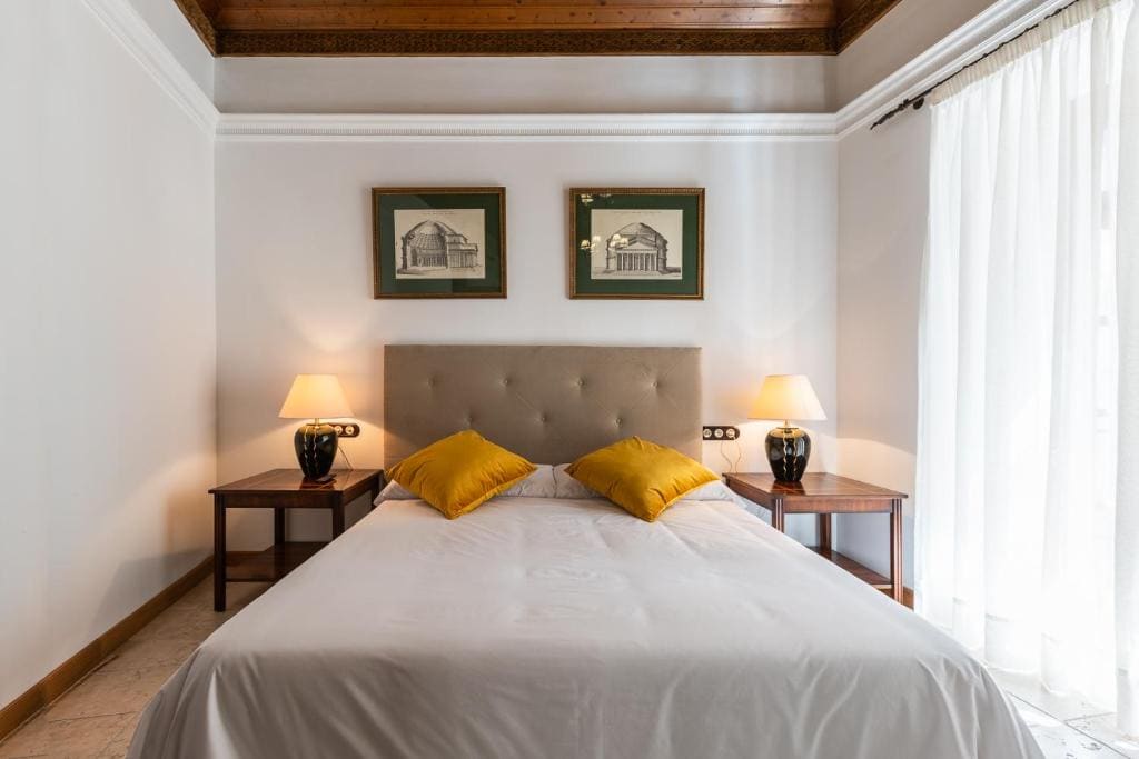 Deluxe Double Room room - Image 1