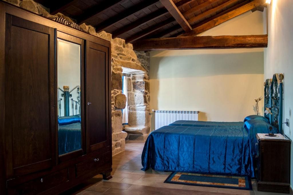 Deluxe Twin Room room - Image 1