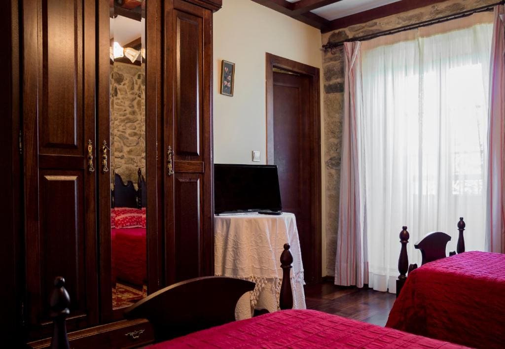 Standard Twin Room with Garden View room - Image 1