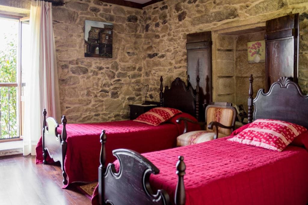 Standard Twin Room with Garden View room - Image 2