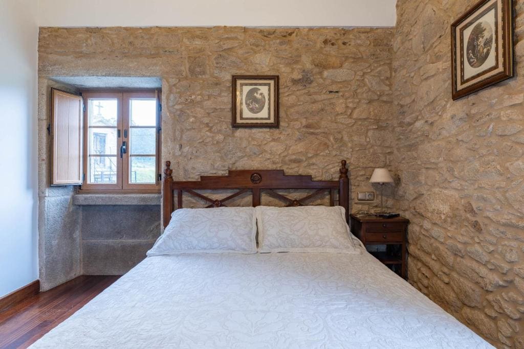 Superior Apartment with Balcony room - Image 3