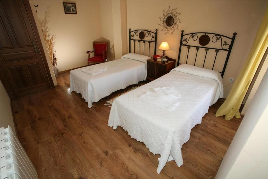 Holiday Home room - Image 3